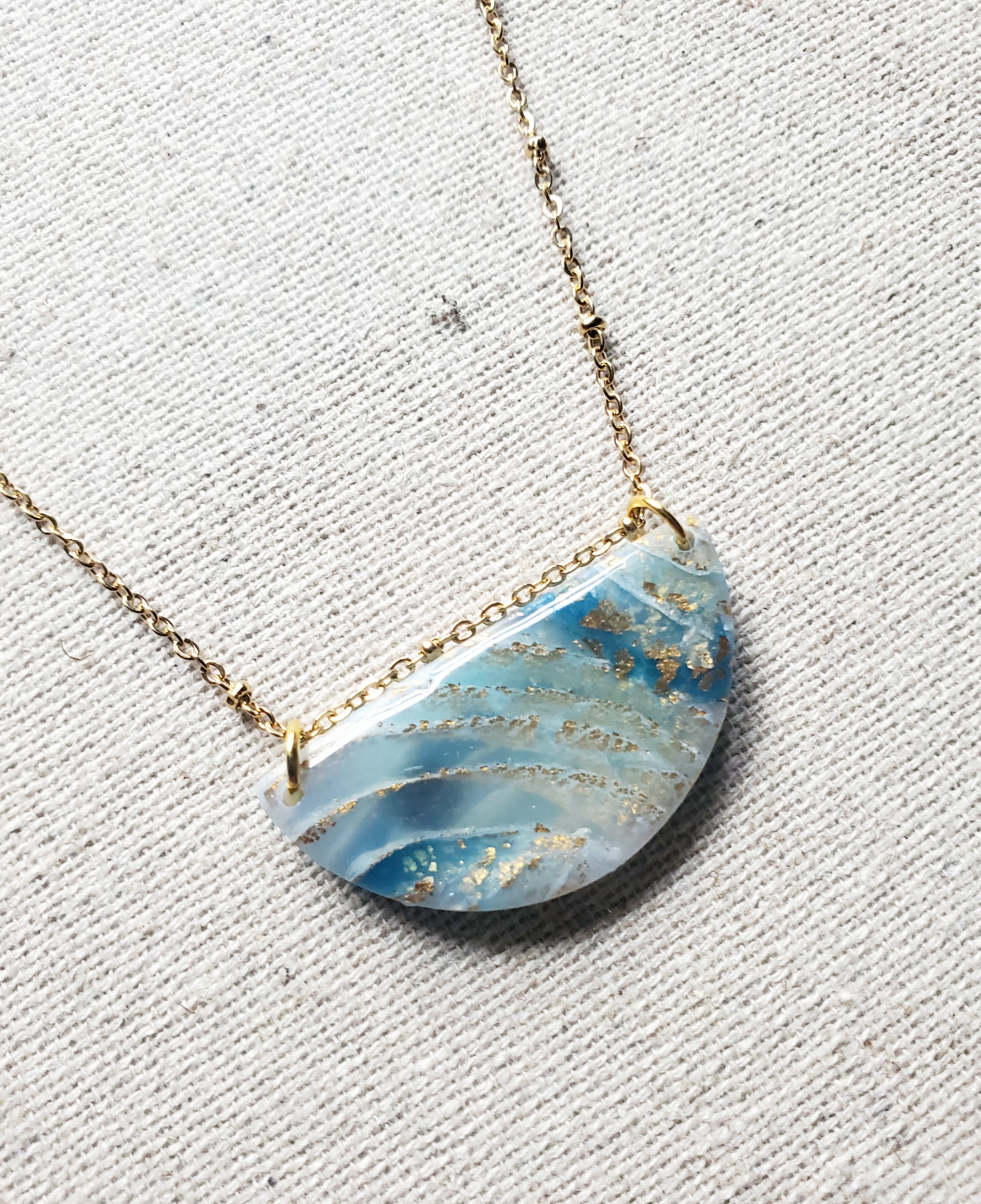 Agate Inspired Pendant Necklace